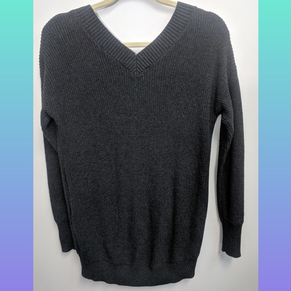 Victoria Secret Knit Sweater Size XS - Picture 2 of 6